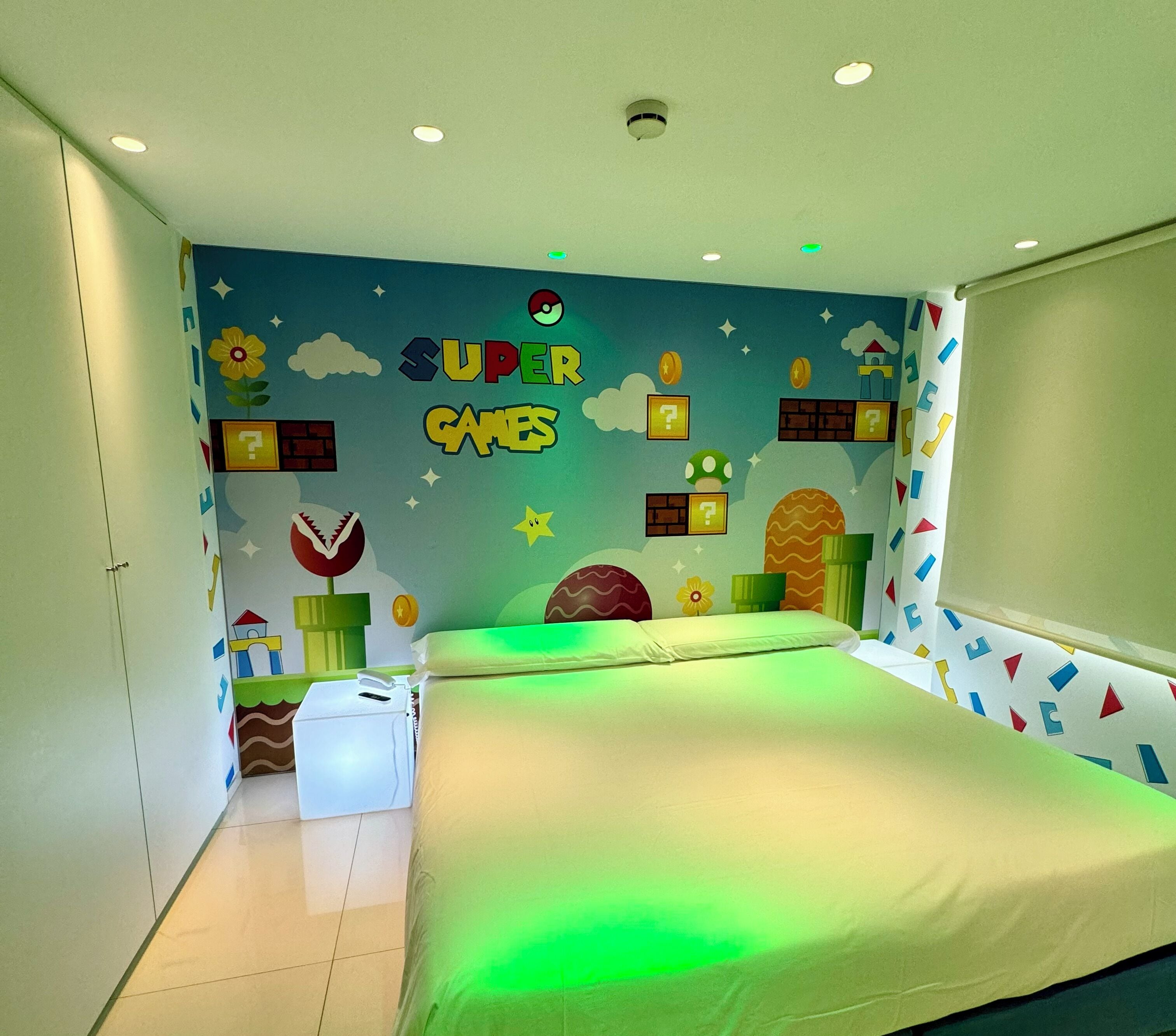 Minibar, in-room safe, desk, soundproofing