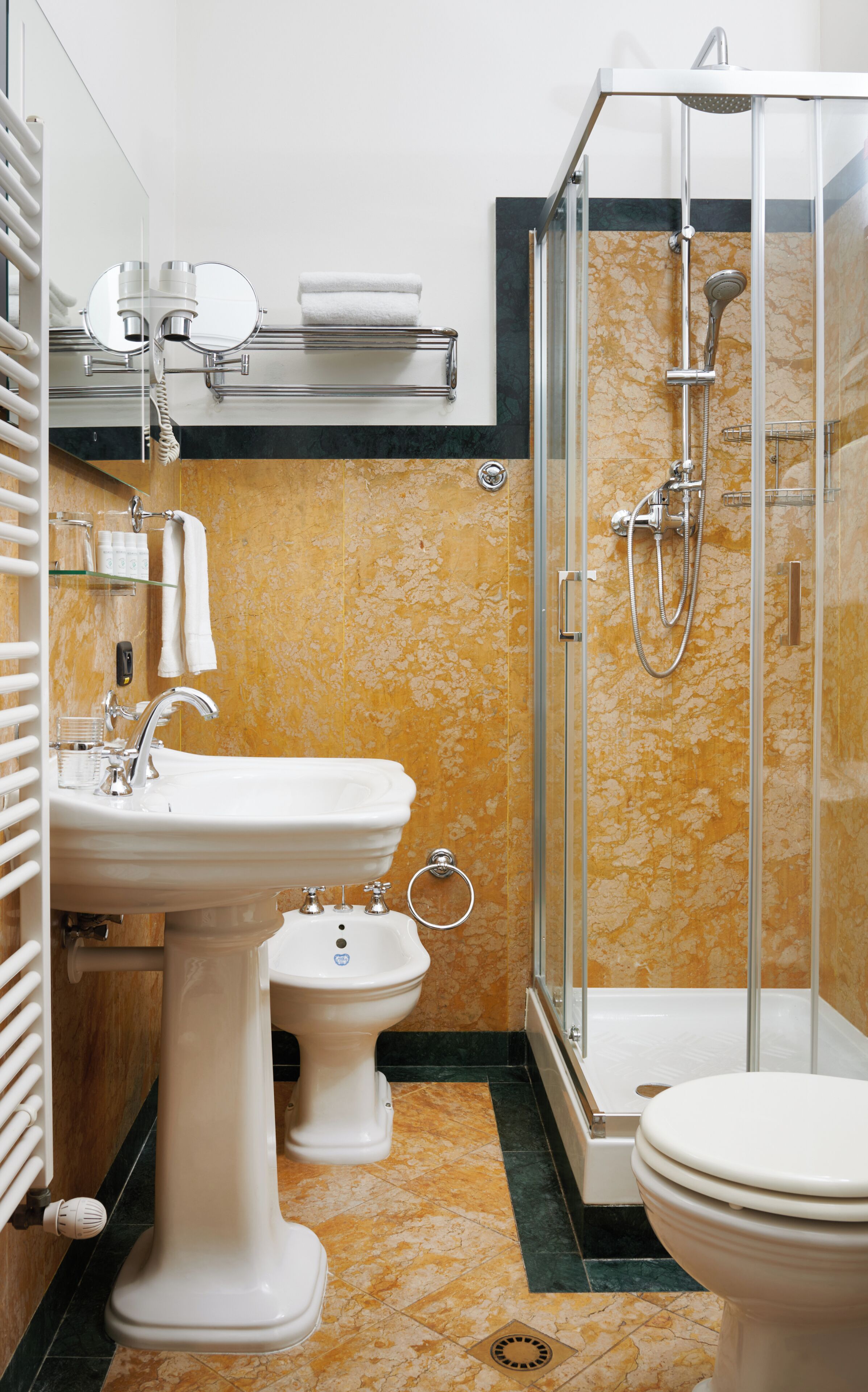 economy double room, 1 queen bed, no windows | bathroom | free toiletries, hair dryer, bidet, towels