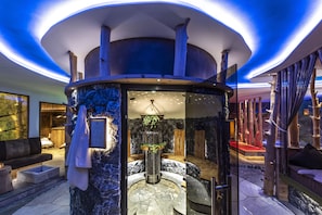 Sauna, hot tub, steam room, body treatments, aromatherapy