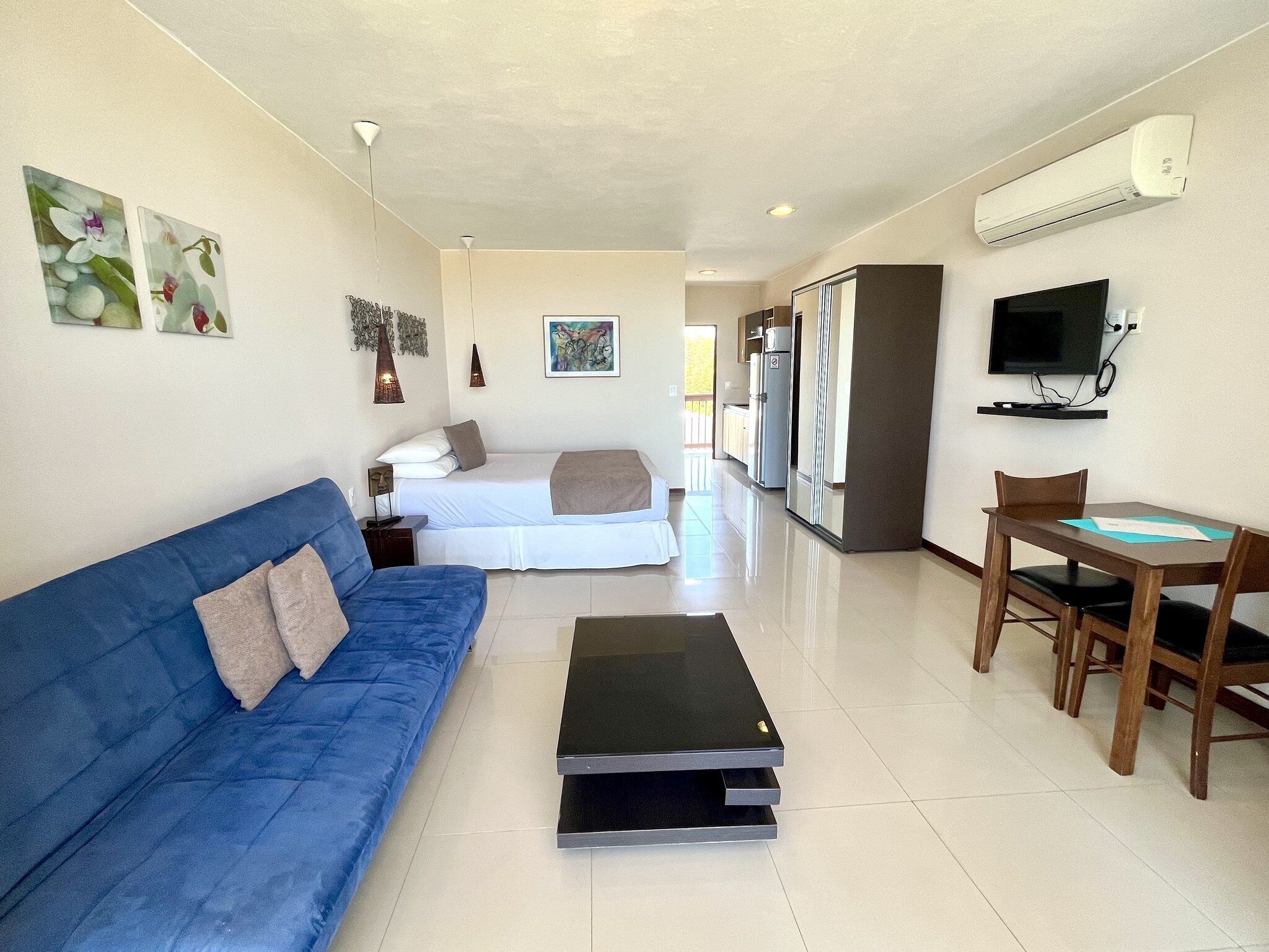 superior room | egyptian cotton sheets, pillow-top beds, in-room safe, blackout curtains