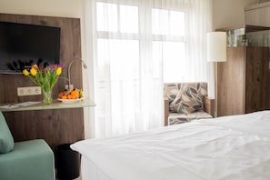 Premium Double Room | Hypo-allergenic bedding, free cribs/infant beds, free WiFi, bed sheets - Park Hotel Sellin (Sellin)