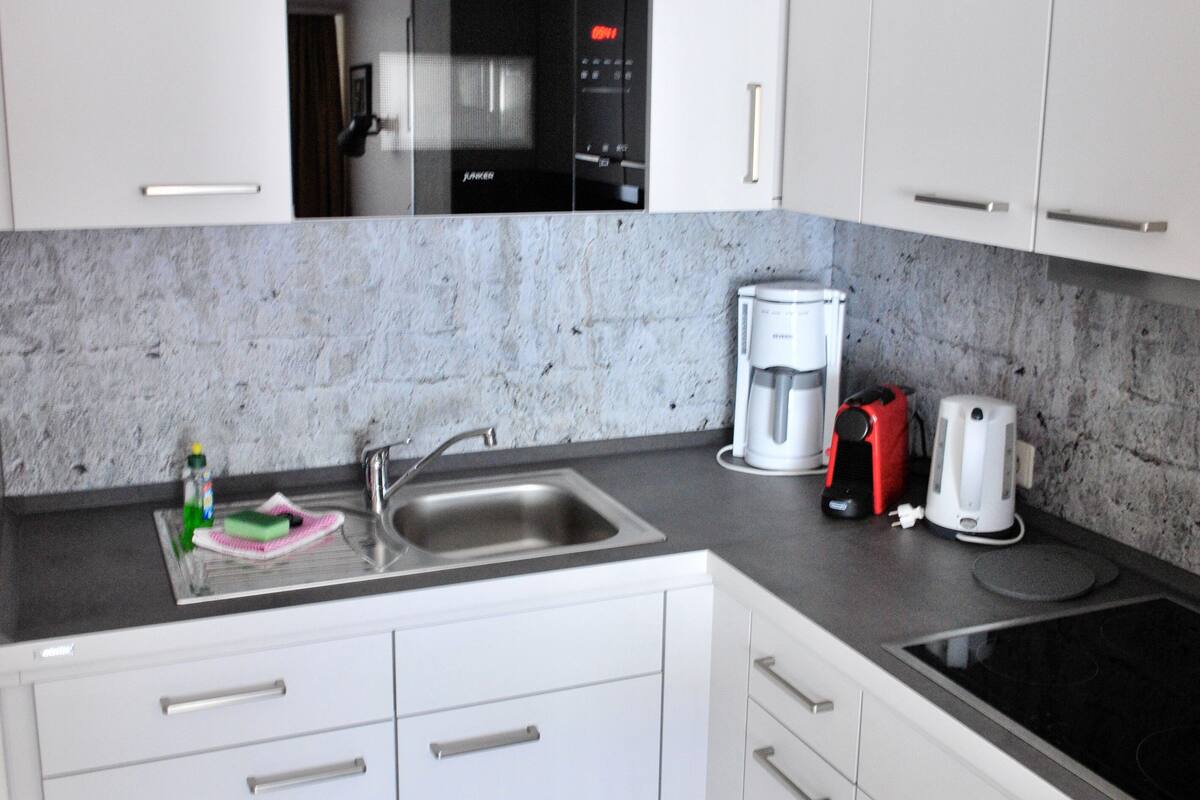 1 room apartment (incl. 80,00 eur cleaning fee) | private kitchen