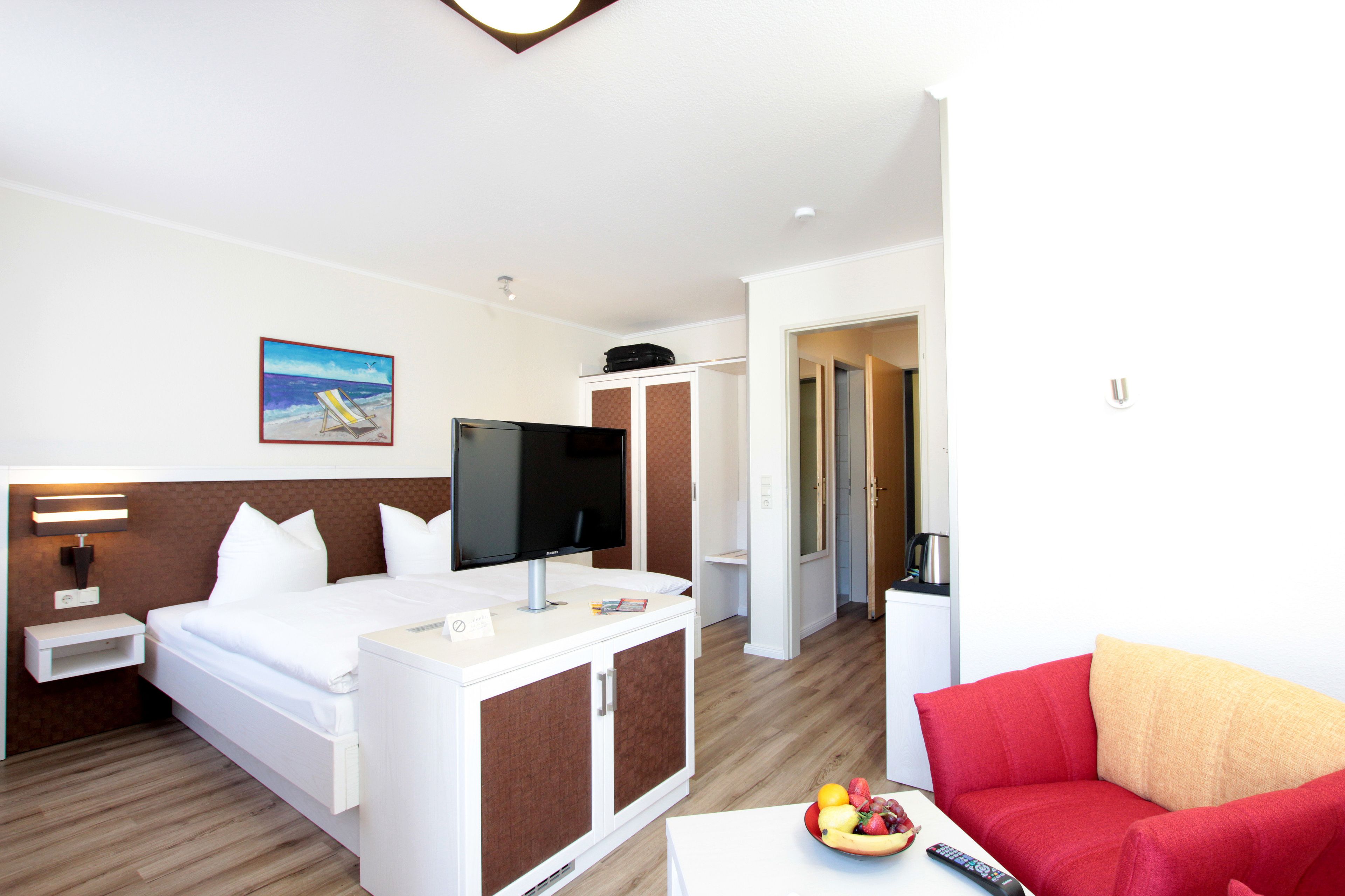 junior double room | 1 bedroom, hypo-allergenic bedding, free cots/infant beds, free wifi