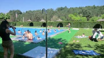 Exercise/lap pool