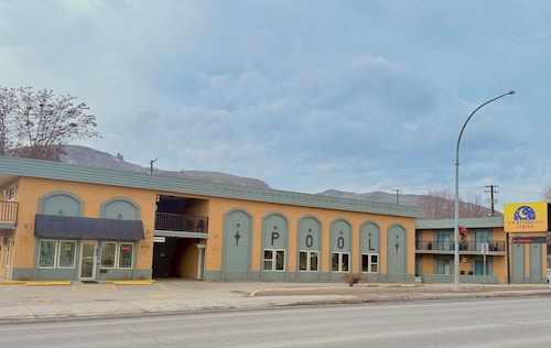 Courtyard Inn Vernon