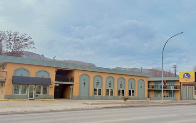 Courtyard Inn Vernon