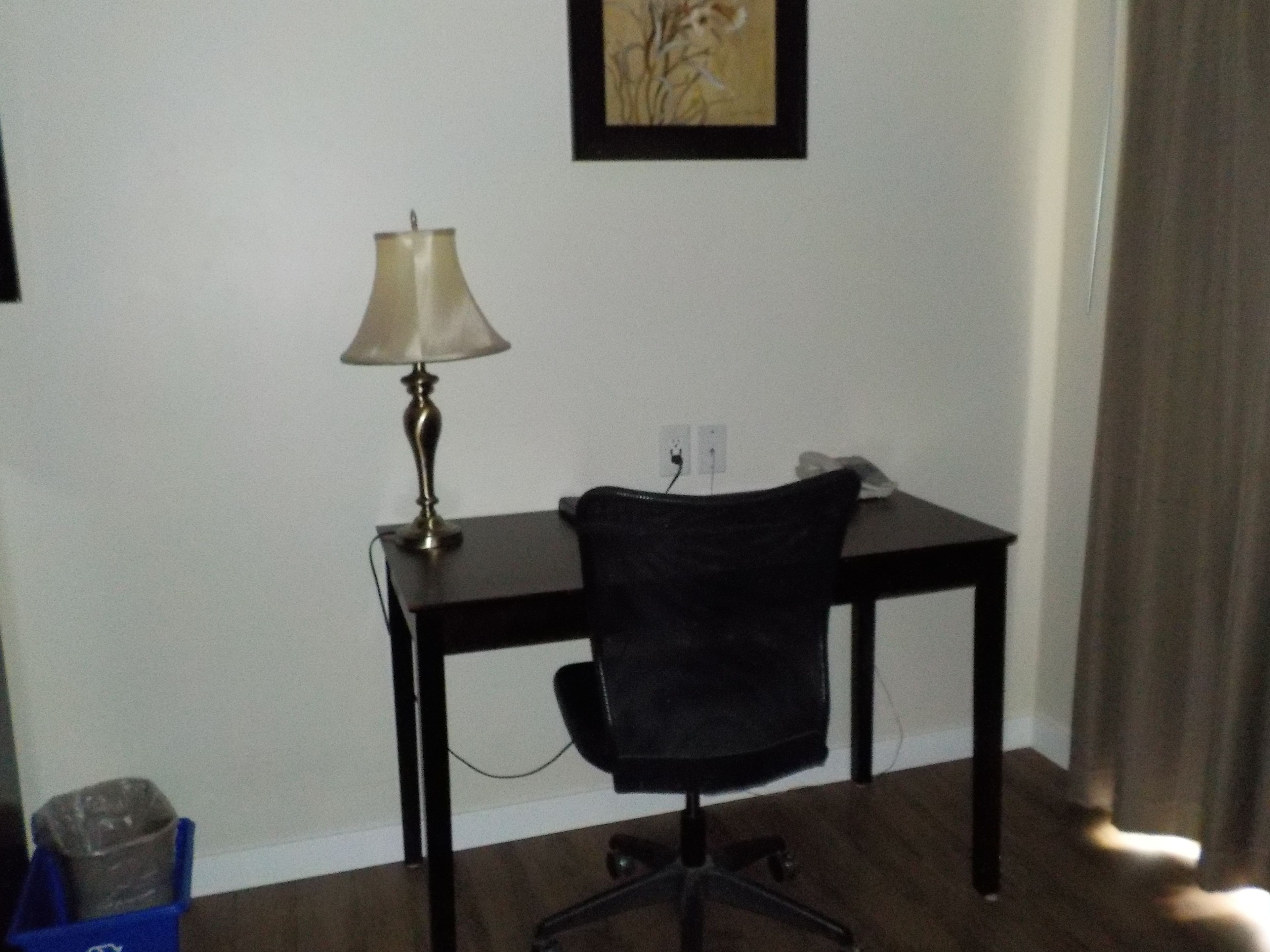 Minibar, desk, free WiFi, bed sheets