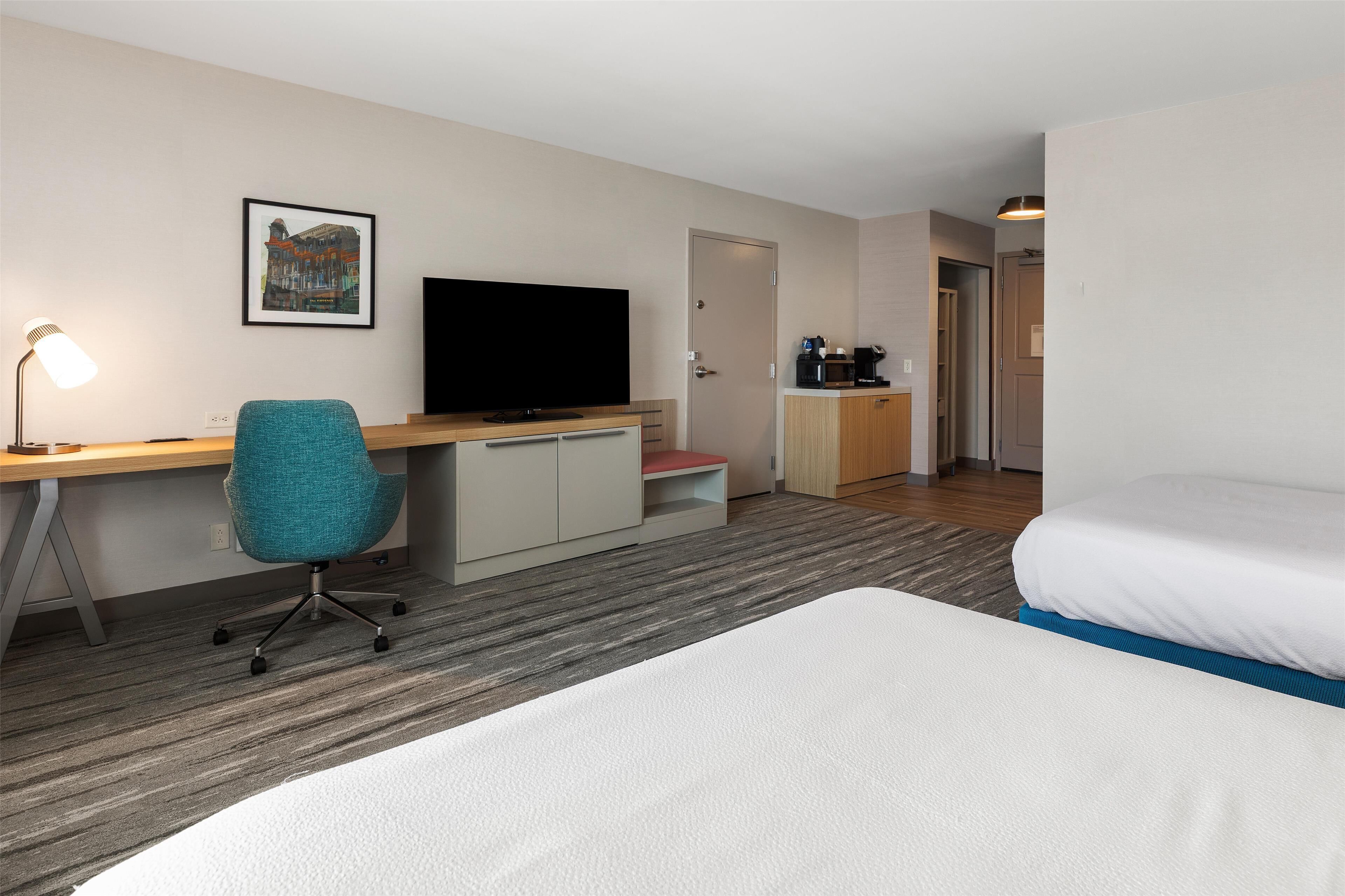 Room | In-room safe, desk, free cots/infant beds, free rollaway beds