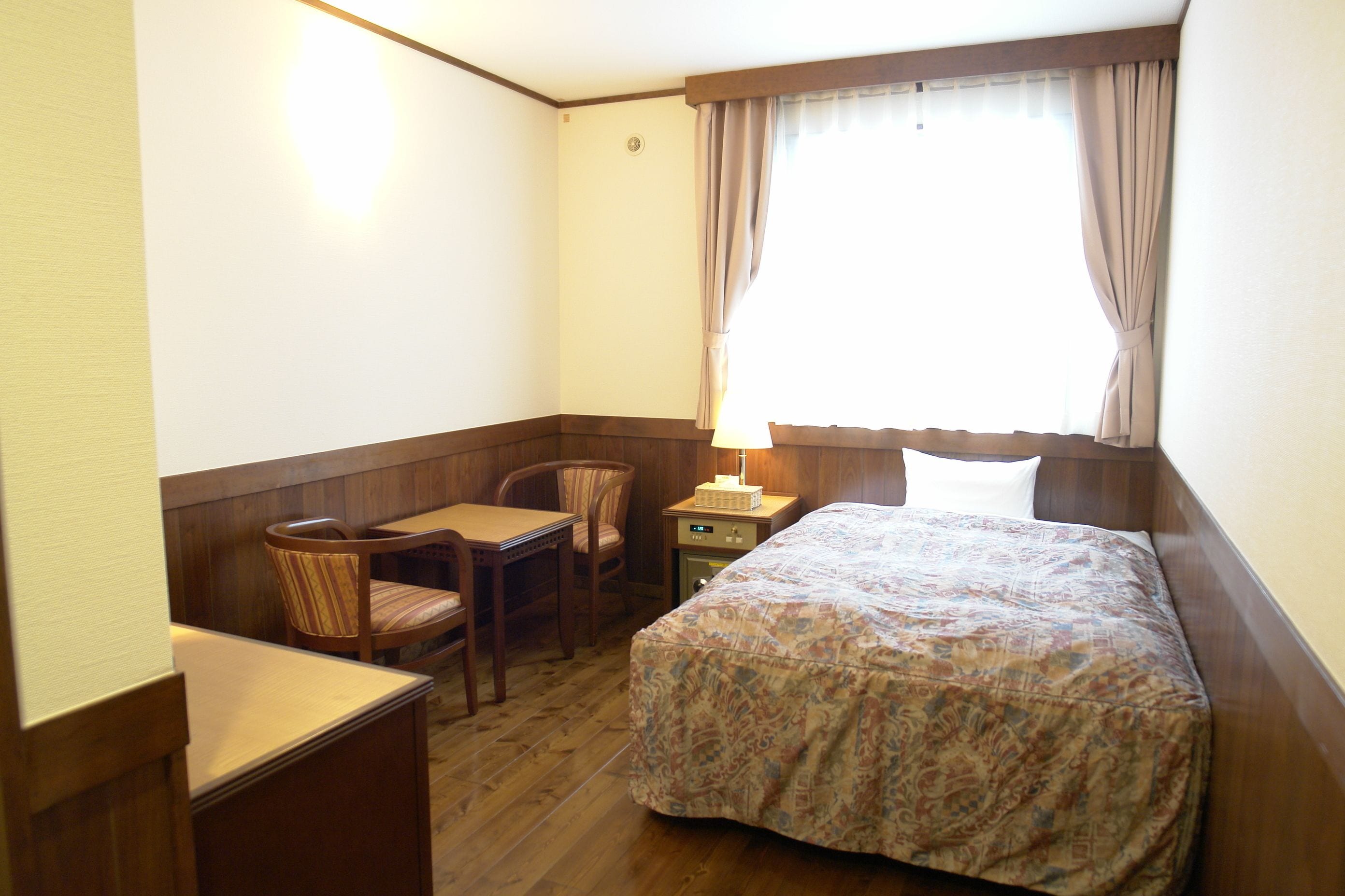 double room | in-room safe, desk, rollaway beds, free wifi