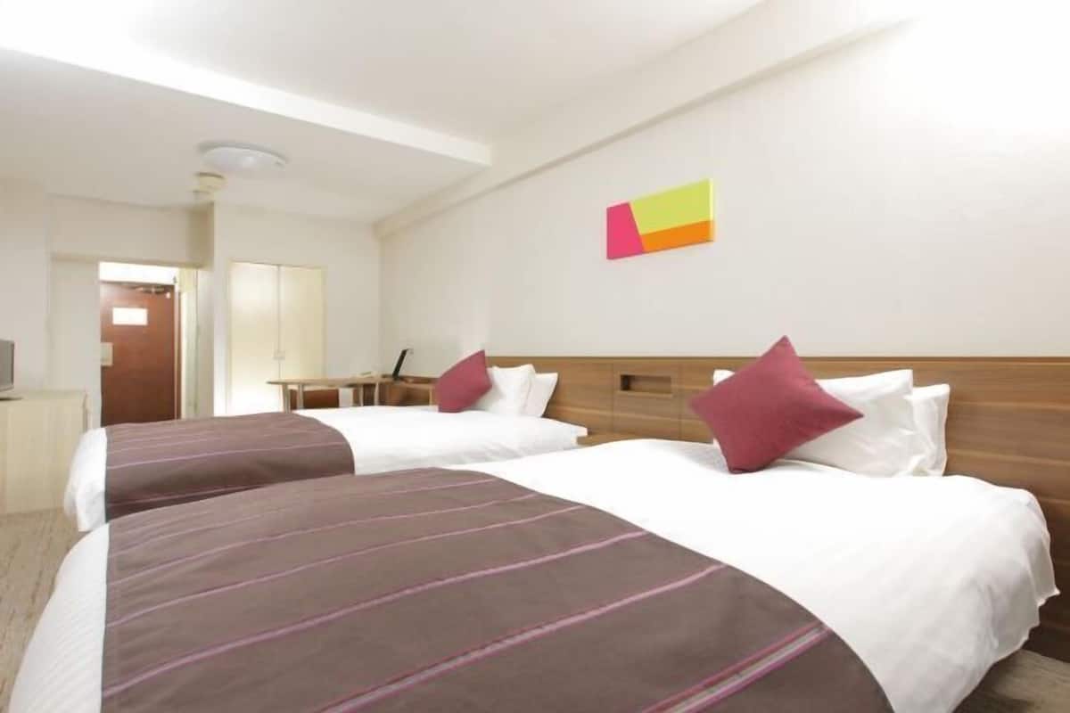 Strykejern/-brett, wi-fi (inkludert) og sengetøy