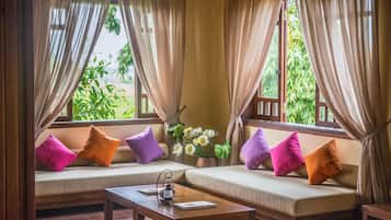 Sauna, hot tub, body treatments, aromatherapy, body wraps, body scrubs