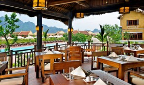 Food court - Emeralda Resort Ninh Binh (Gia Vien)