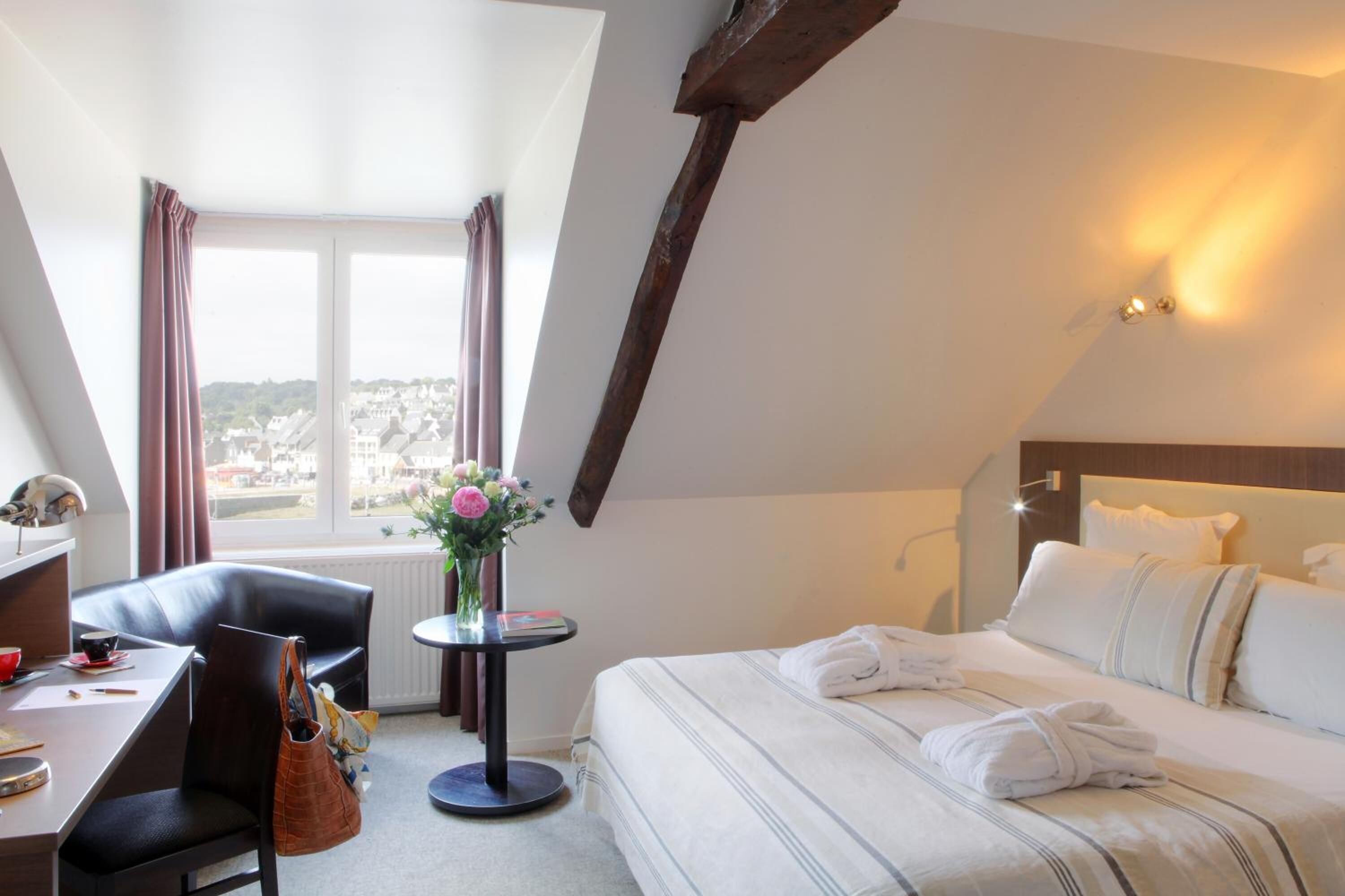 Suite Prestige, Vue Port | Literie de qualité supérieure, surmatelas