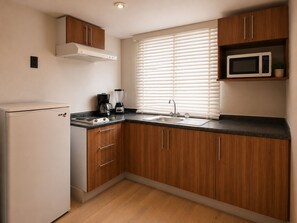 Deluxe Room | Private kitchenette - Residence L'heritage Hipólito Taine by Bluebay (Mexico City)