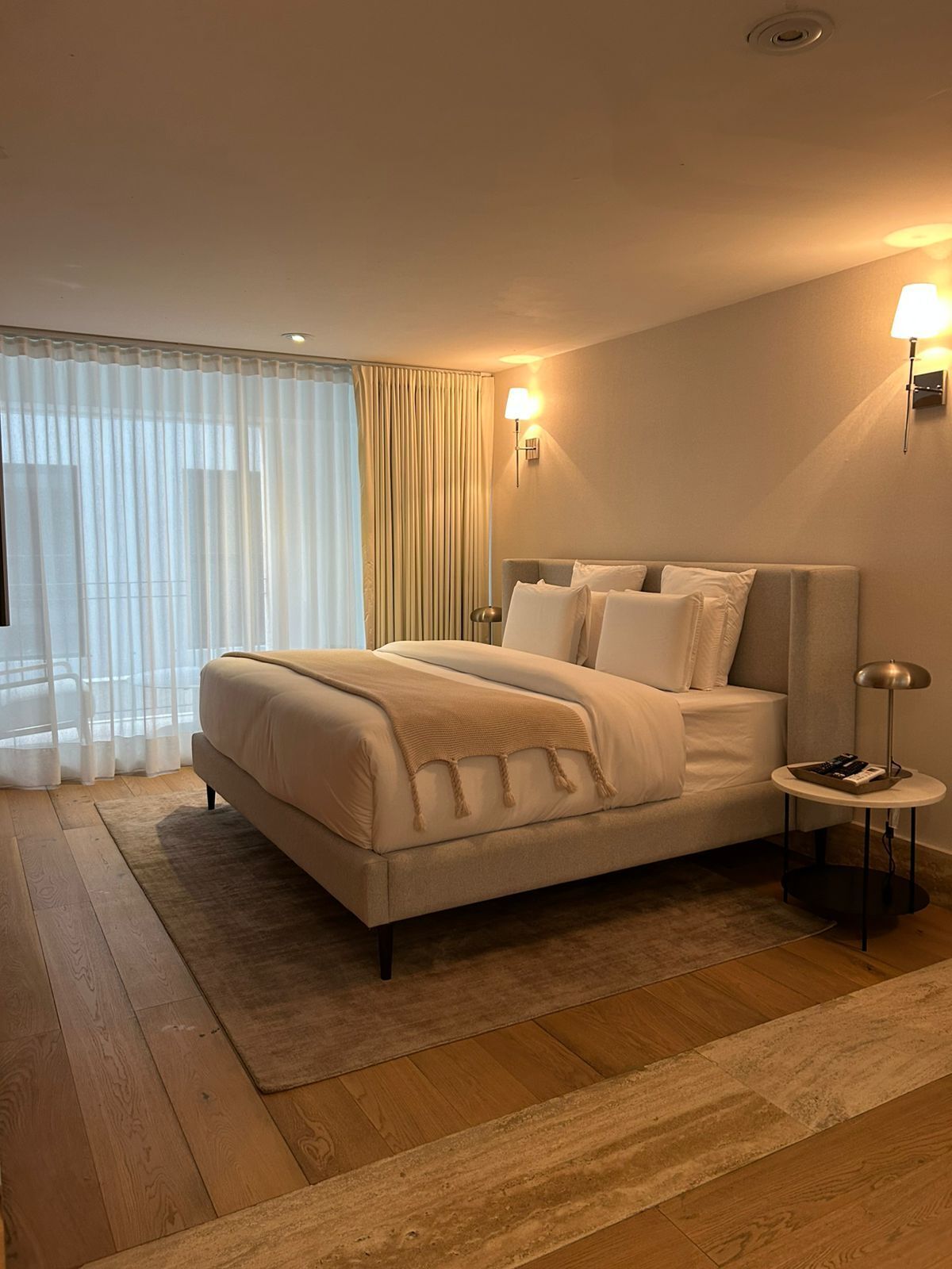 Suite, 1 cama King size | 1 habitación, ropa de cama de alta calidad y camas con pillow-top 