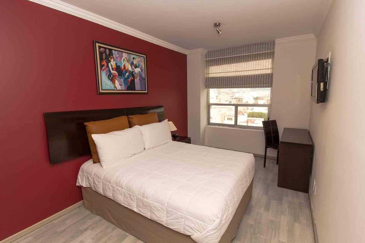 In-room safe, desk, iron/ironing board, free WiFi