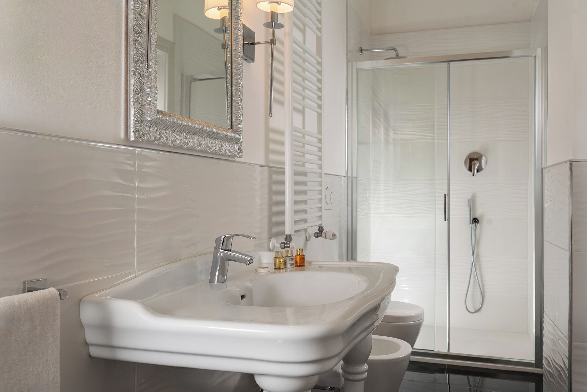 shower, free toiletries, hair dryer, slippers