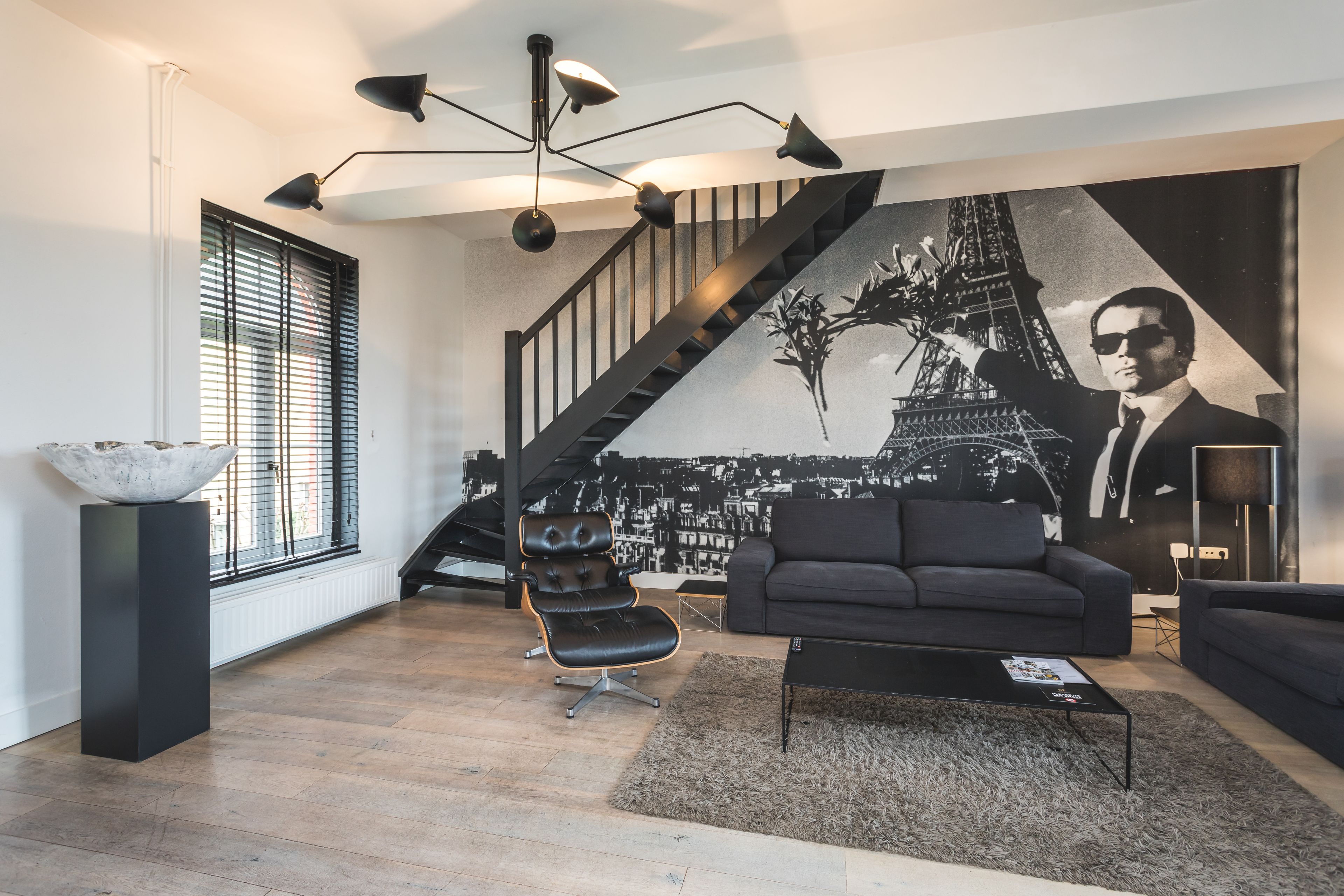 deluxe suite | living area | tv, netflix, streaming services