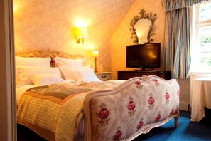 Superior Double or Twin Room | Egyptian cotton sheets, premium bedding, down comforters - Corriegour Lodge Hotel (Spean Bridge)
