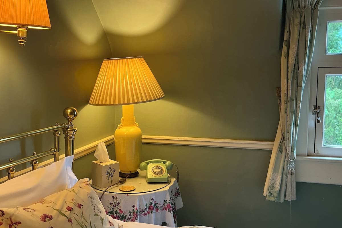 Egyptian cotton sheets, premium bedding, down comforters
