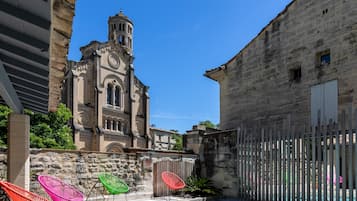 Alberca al aire libre por temporada y camastros