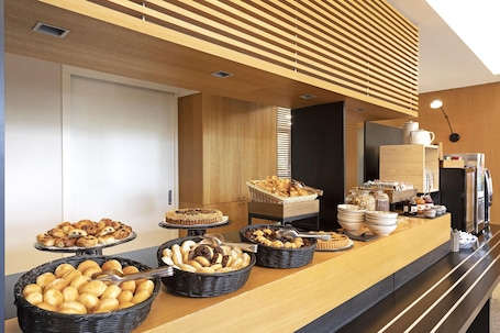 Pasti. B&B Hotel Udine