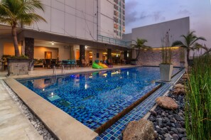 Utomhuspool