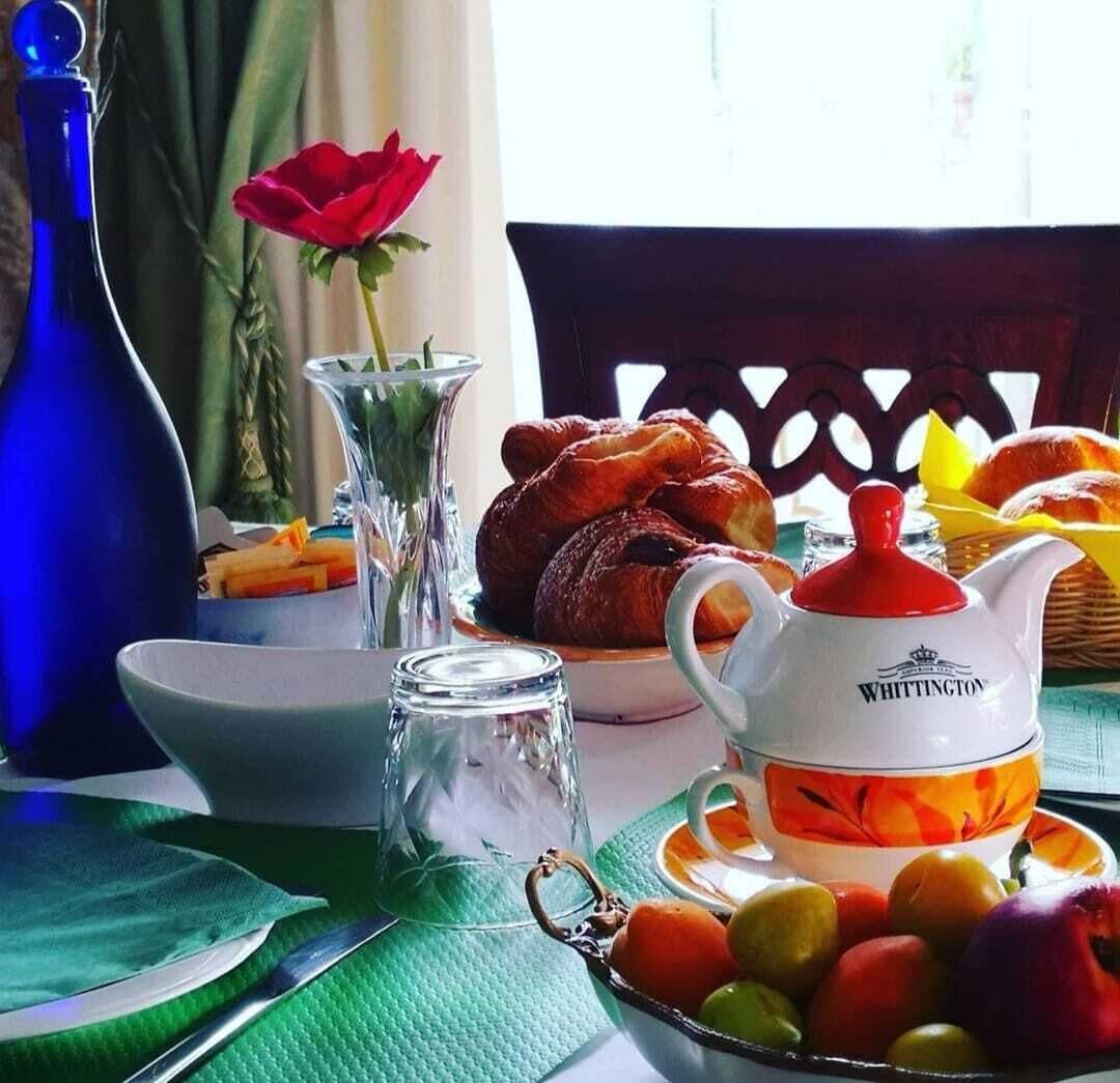 Desayuno buffet todos los días (con cargo)