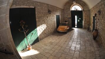 Entrada de la propiedad