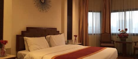 Minibar, in-room safe, desk, soundproofing