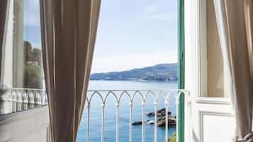 Romantische tweepersoonskamer, uitzicht op zee | Interieur