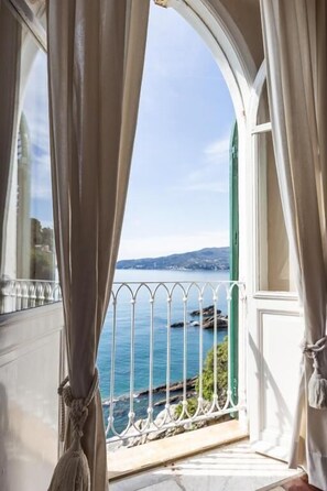 Habitación doble romántica, vista al mar | Vista desde la habitación