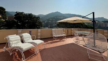 Familie-loftsleilighet, ikke-røyk, sjøutsikt | Terrasse/patio