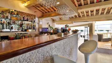 Bar (di properti)