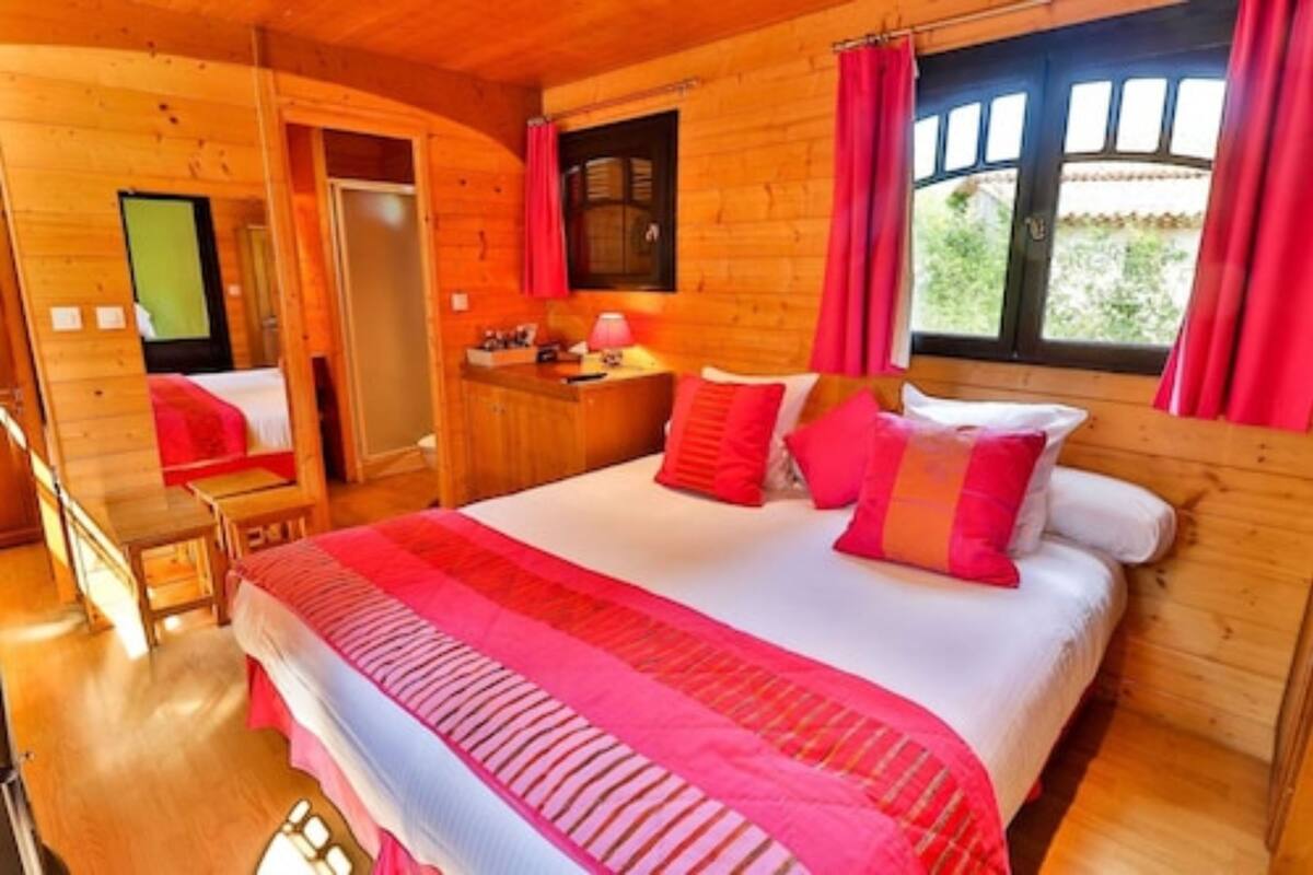 mobile home (4 people) | minibar, in-room safe, blackout curtains, wifi