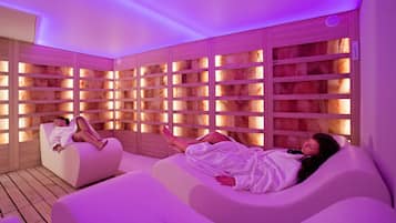 Sauna seca, banheira de hidromassagem