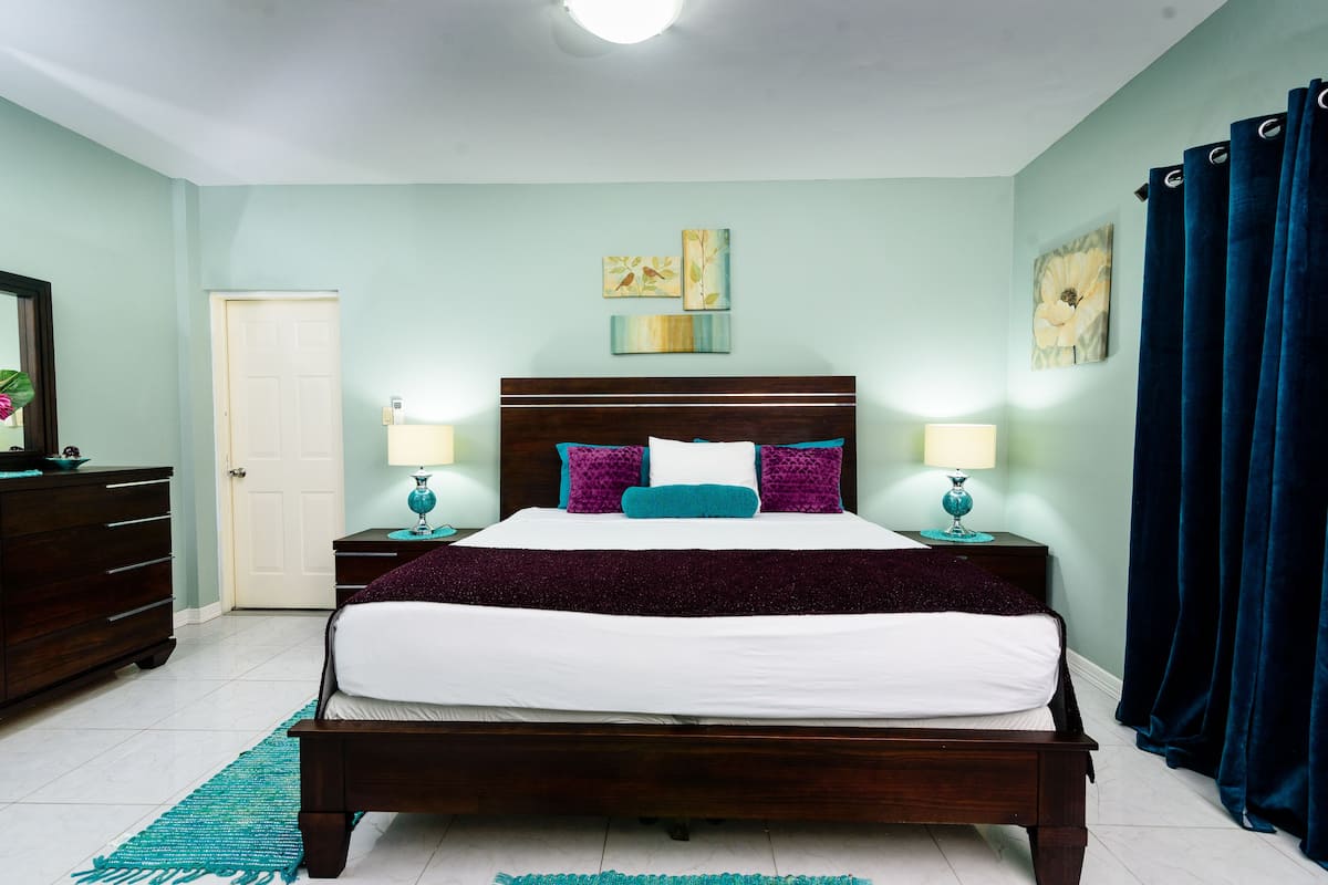 Family Cottage, 2 Bedrooms | Laptop workspace, free WiFi, bed sheets