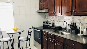 Cottage, 3 Bedrooms, Kitchen | Private kitchen | Cleaning supplies