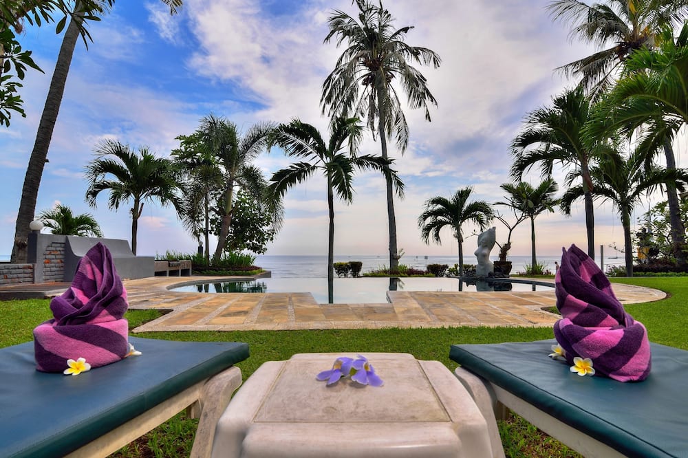 Dolphin Beach Bali