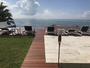Sundeck - PUERTAS AL MAR (Puerto Morelos)