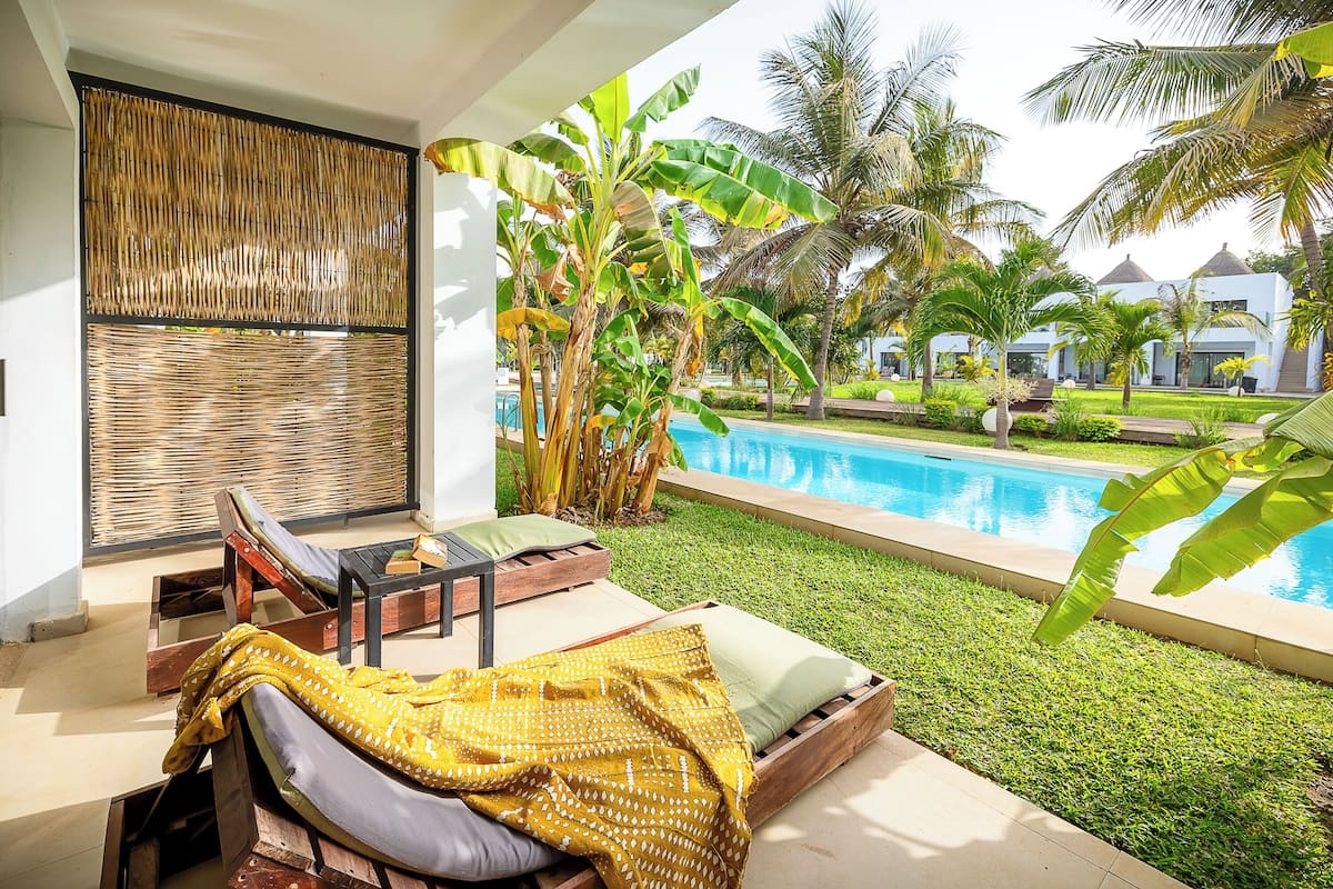 Premium-Zimmer, eigener Pool, Gartenblick | 1 Schlafzimmer, Zimmersafe, individuell dekoriert