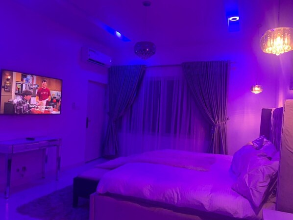 3 bedrooms, WiFi