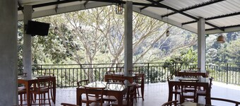 Boo Kirinda Holiday Resort