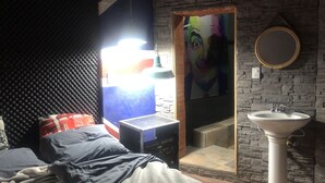 Room - RB Music Studio Experience (Mexico City)