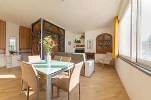 Dining - The House on the Ischia Port (Ischia)