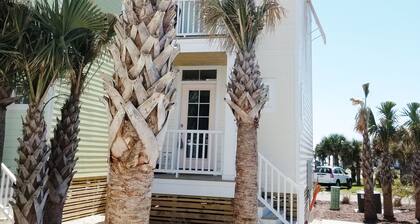 Ocean Views!102 West Terminal Blvd Unit #15 Atlantic Beach, NC