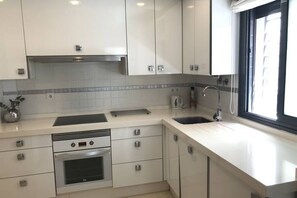 Microwave, oven, coffee/tea maker, toaster