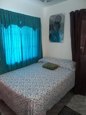 1 bedroom, in-room safe, iron/ironing board, free WiFi