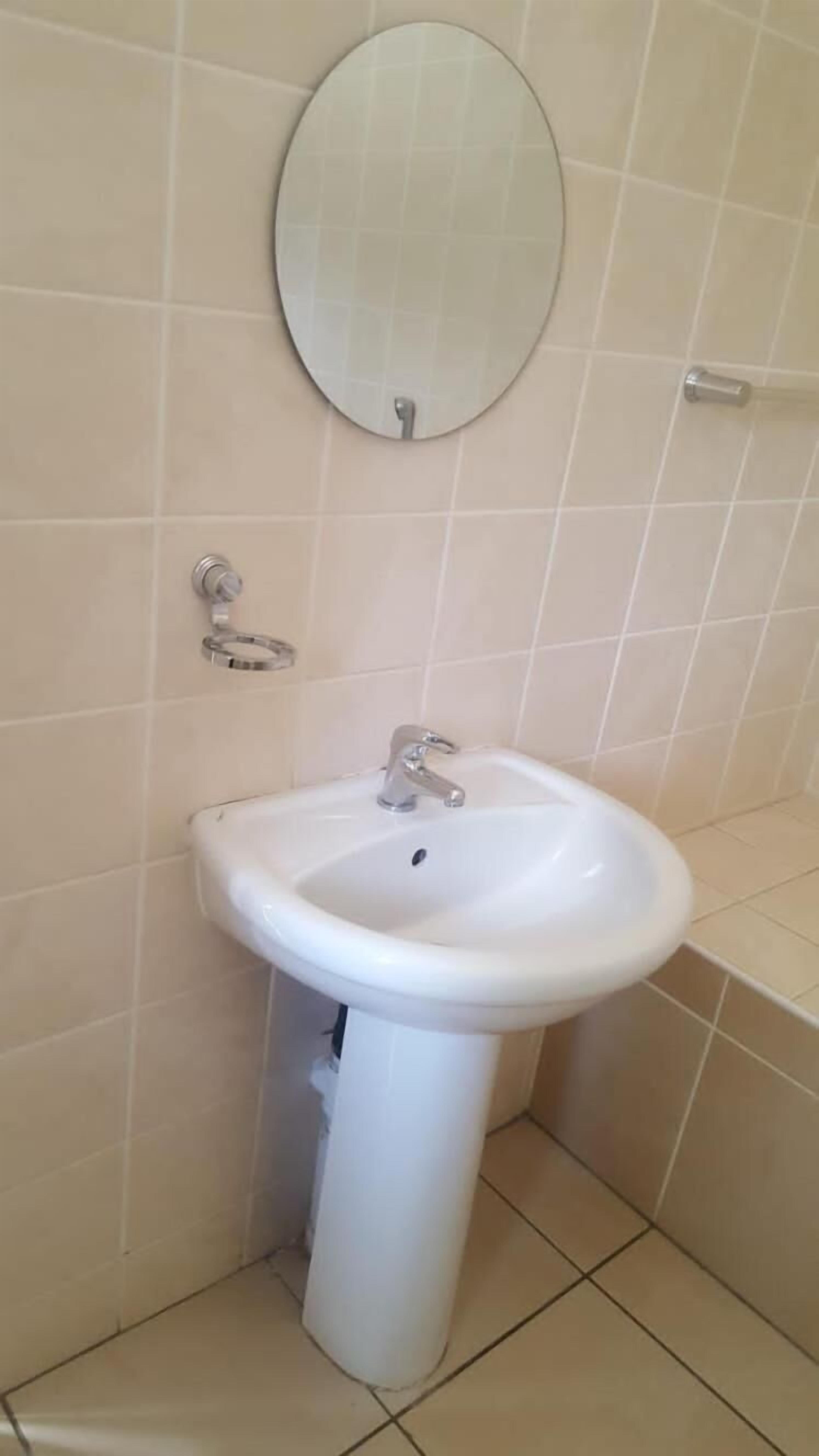 Articles de toilette gratuits, serviettes fournies, savon, shampoing