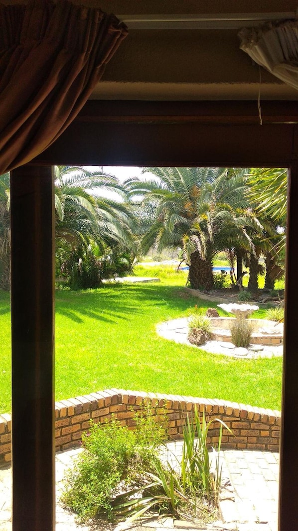 Property grounds - Cozy Guestrooms in Midrand (Midrand)